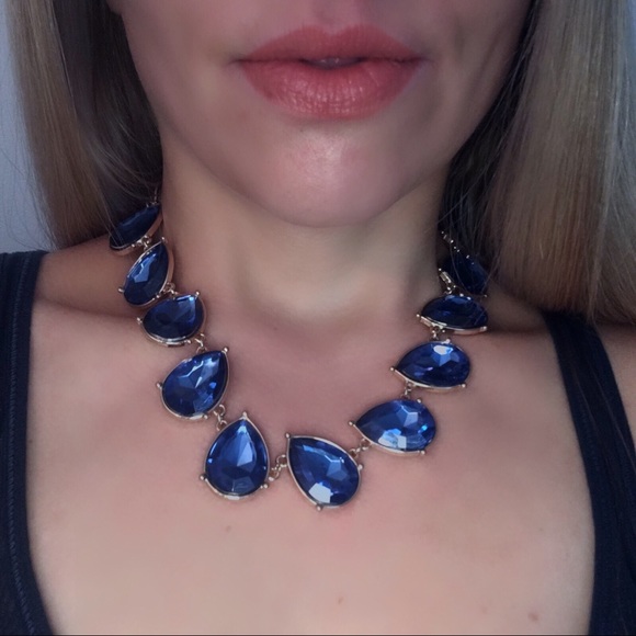 — Ann Taylor — Metallic Blue Teardrop Necklace - Picture 2 of 6
